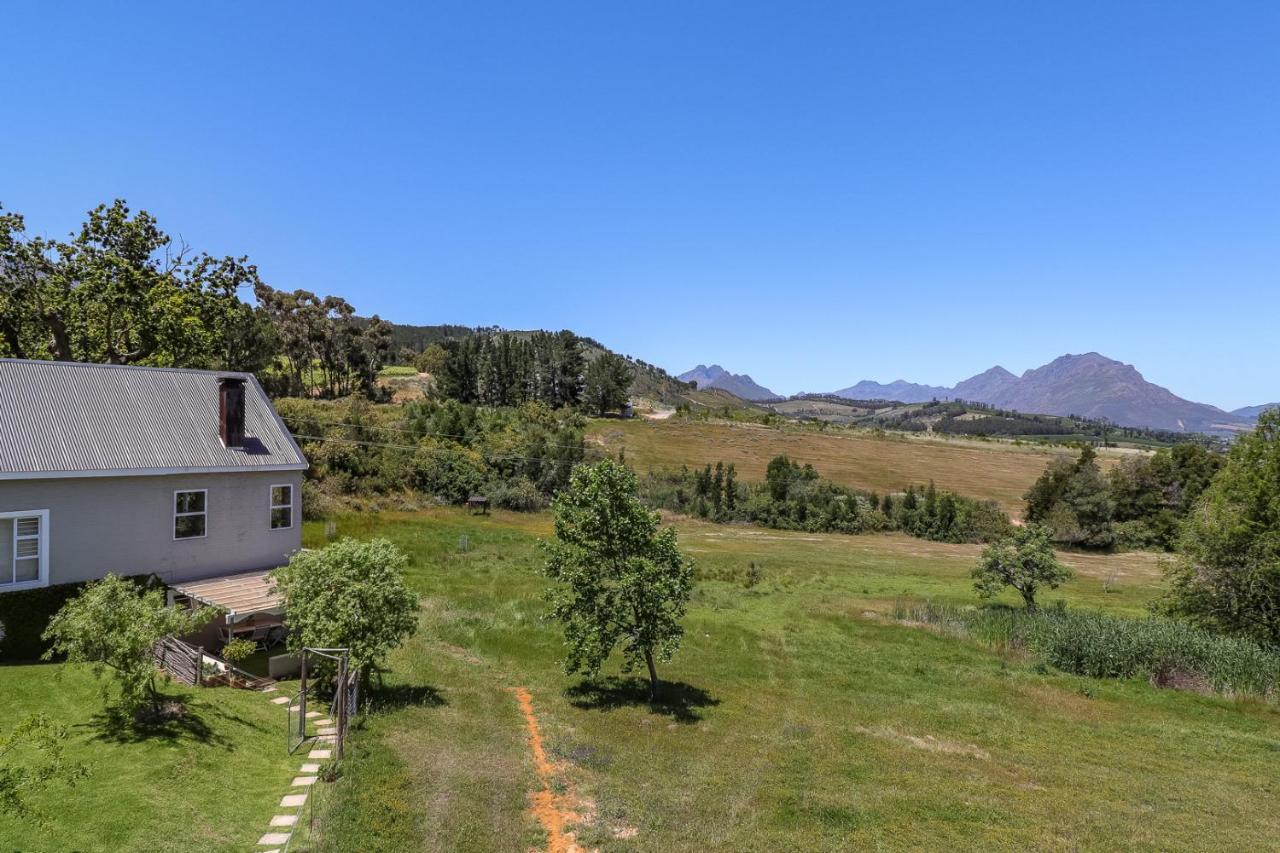 Villa Wildlife Retreat On A Wine-Farm Stellenbosch Exterior foto